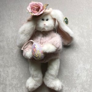 Bearington Rabbit Peg and Egg